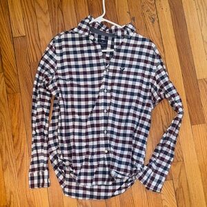 American Eagle Outfitters Classic Fit Plaid Shirt